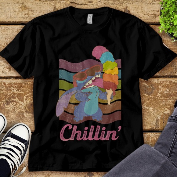 Disney Rainbow Stitch Ice Cream Chillin’ T-Shirt Unisex Tee Adult T-shirt - Picture 1 of 2